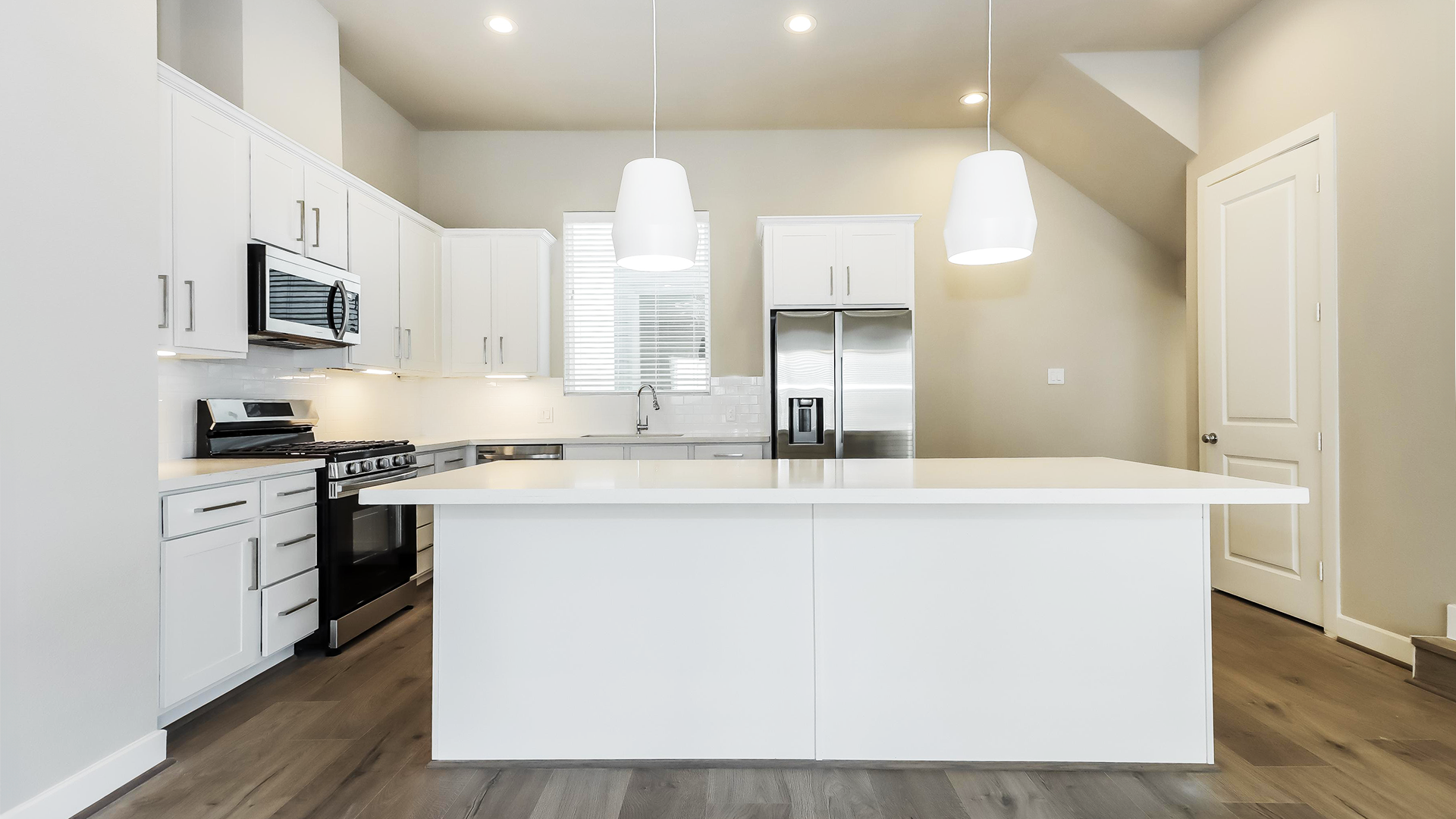 Palisades Park_Hero Banner_Kitchen2
