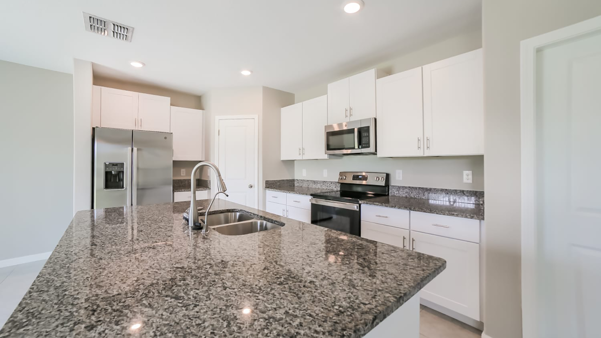 Hawthorne Meadows_Hero Banner_Granite Countertops