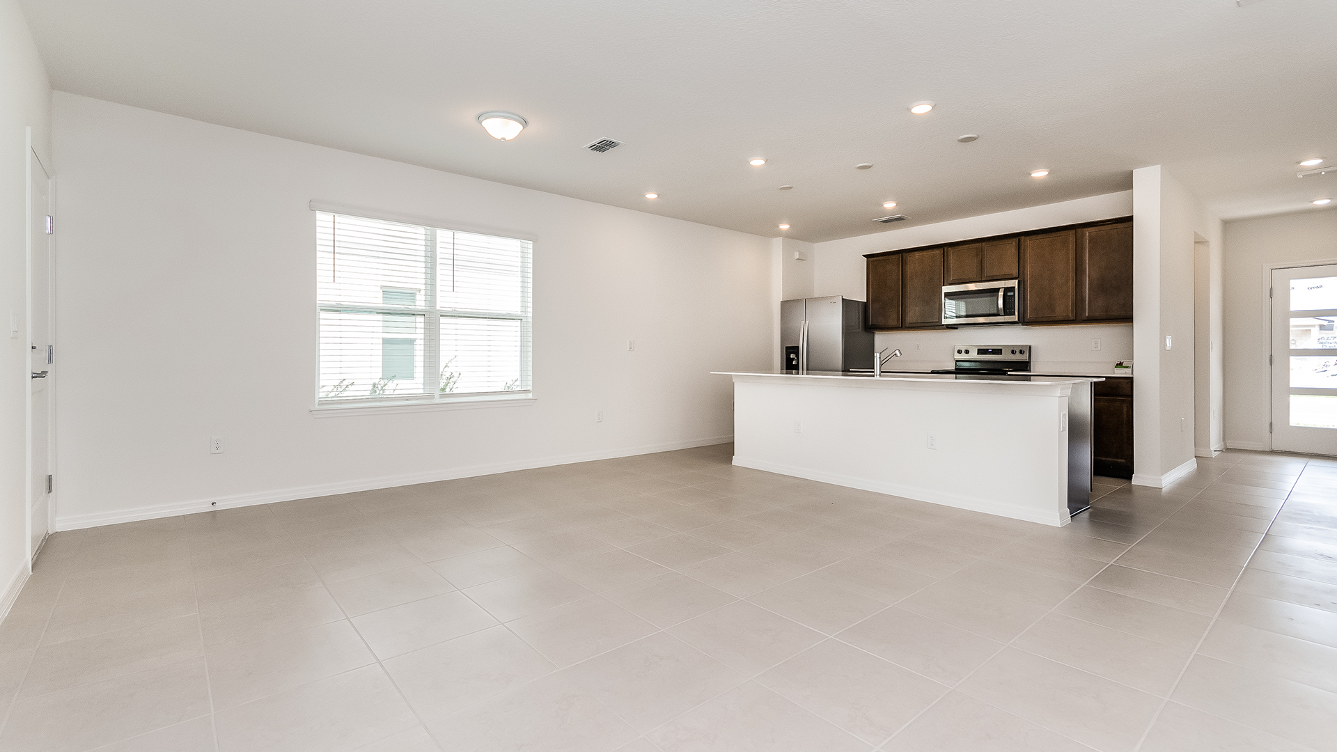 005-photo-living-room-14324307