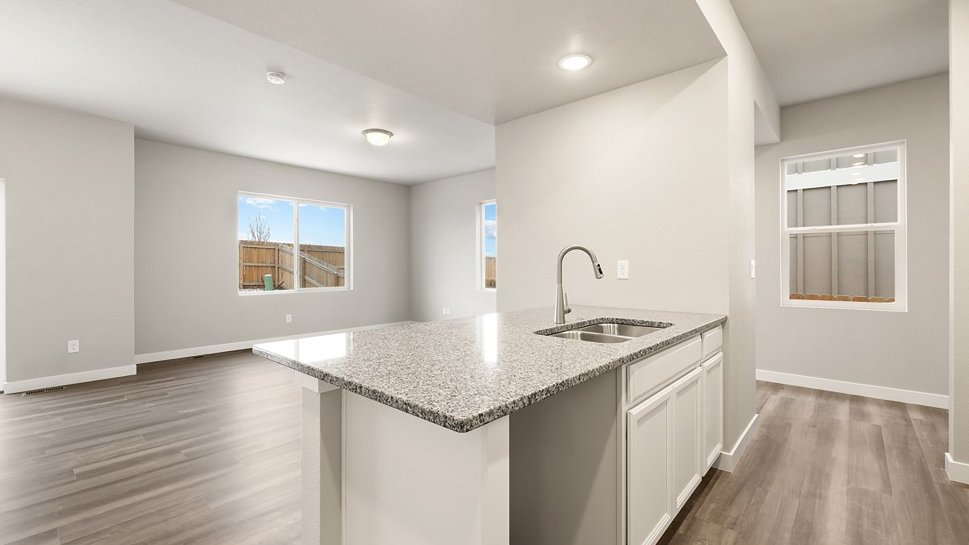 003 - Kitchen- Hero Banner - Lorson Ranch