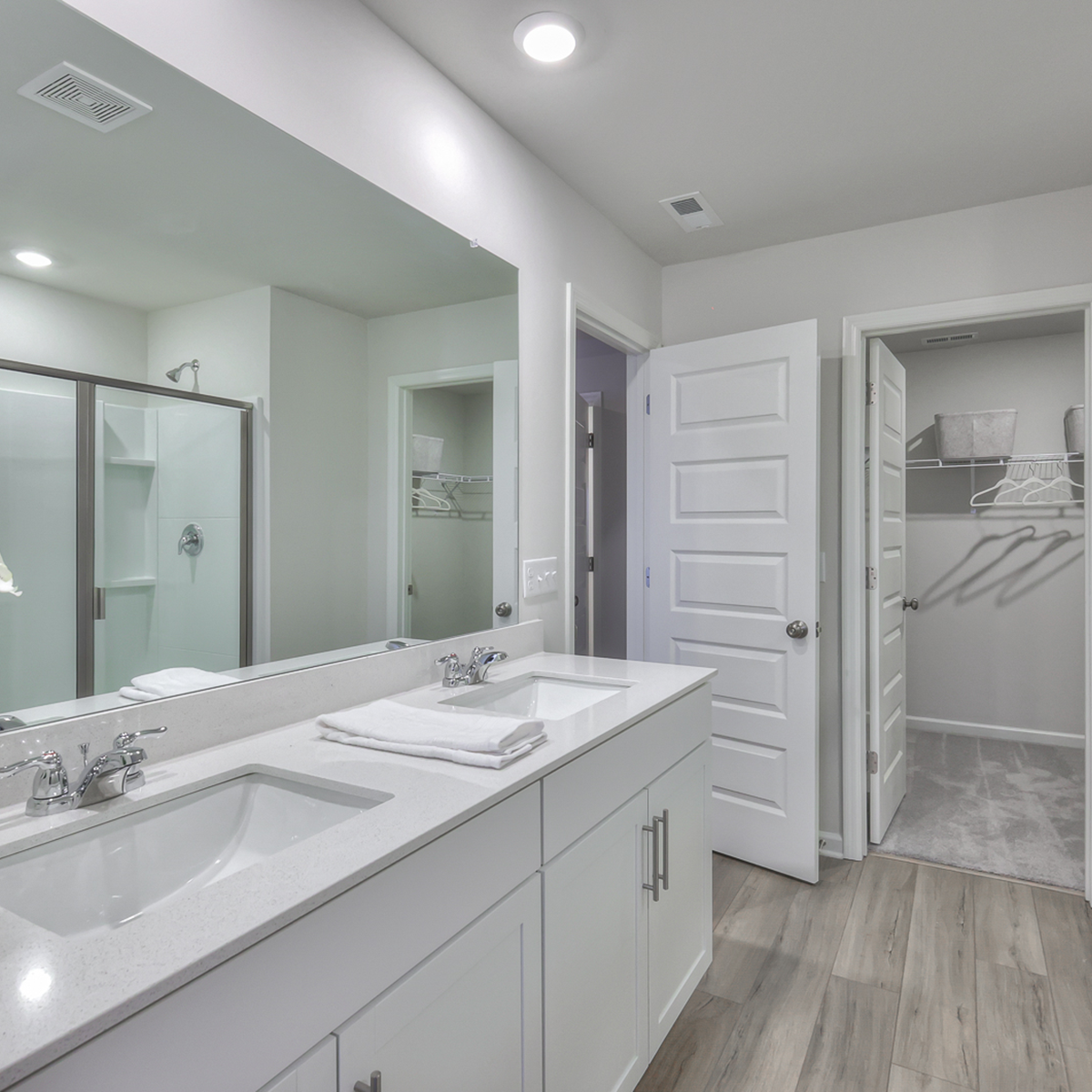 1082 Townhomes_Photo Gallery_PrimaryBathroom