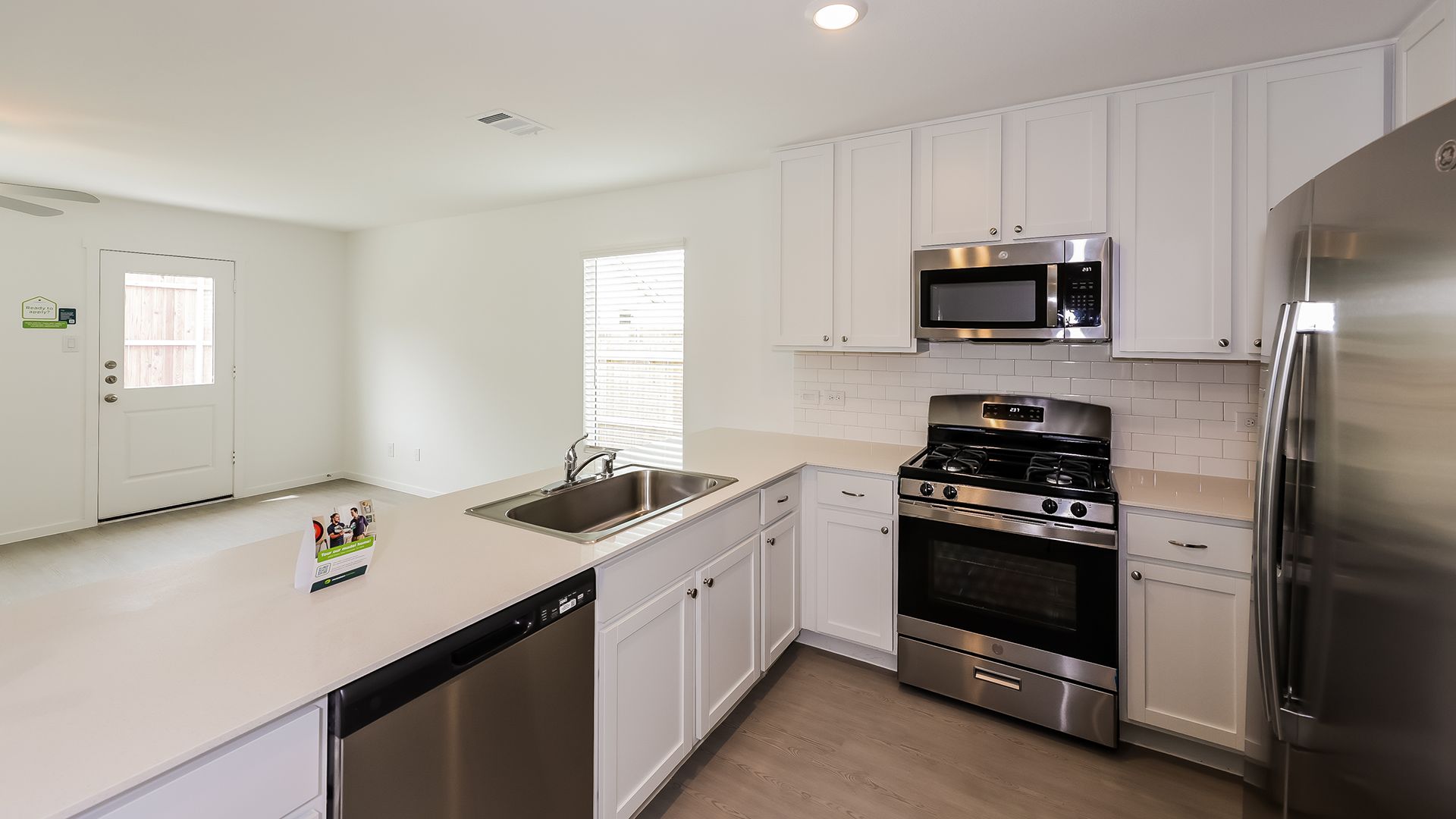 Eastland_Hero Banner_Kitchen